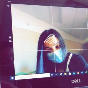 Meet your Posher, Elise